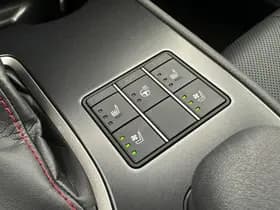 Lexus UX thumbnail 26