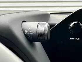 Lexus UX thumbnail 29