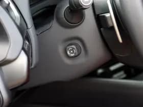 Lexus UX thumbnail 34