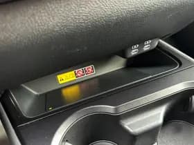 Lexus UX thumbnail 36