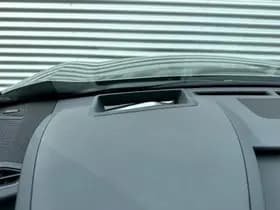 Lexus UX thumbnail 41