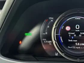 Lexus UX thumbnail 10