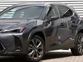 Lexus UX thumbnail 5