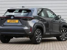 Toyota Yaris Cross thumbnail 2