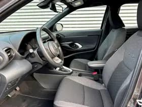 Toyota Yaris Cross thumbnail 5