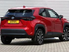 Toyota Yaris Cross thumbnail 2