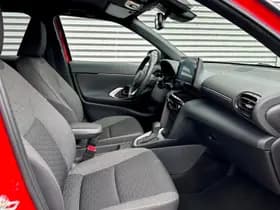 Toyota Yaris Cross thumbnail 4