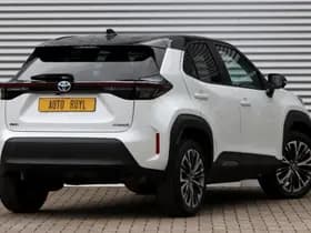 Toyota Yaris Cross thumbnail 2