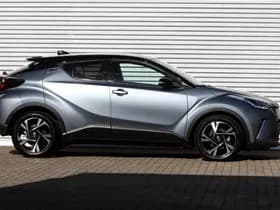 Toyota C-HR thumbnail 3