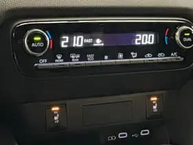 Toyota Yaris thumbnail 23