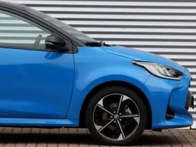 Toyota Yaris thumbnail 8