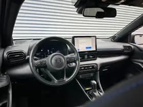 Toyota Yaris thumbnail 9