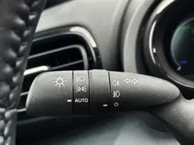 Toyota Yaris thumbnail 21