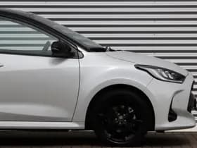Toyota Yaris thumbnail 8