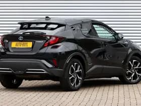 Toyota C-HR thumbnail 2