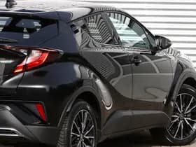 Toyota C-HR thumbnail 7