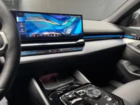 BMW 5-Serie thumbnail 21