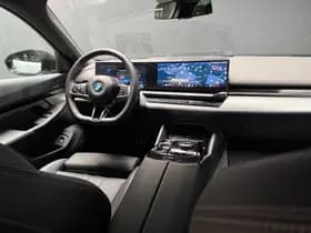 BMW 5-Serie thumbnail 5