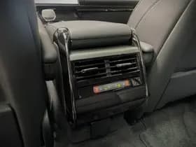 Land Rover Range Rover Sport thumbnail 7