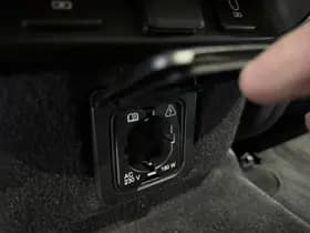 Land Rover Range Rover Sport thumbnail 38