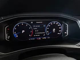 Volkswagen T-Roc thumbnail 11