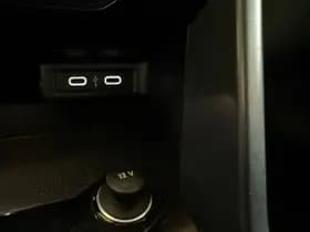 Volkswagen T-Roc thumbnail 16