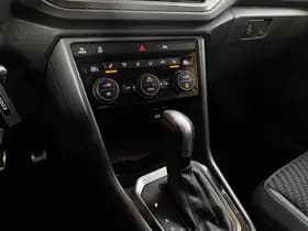 Volkswagen T-Roc thumbnail 21