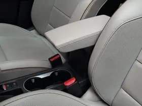 Renault Captur thumbnail 25