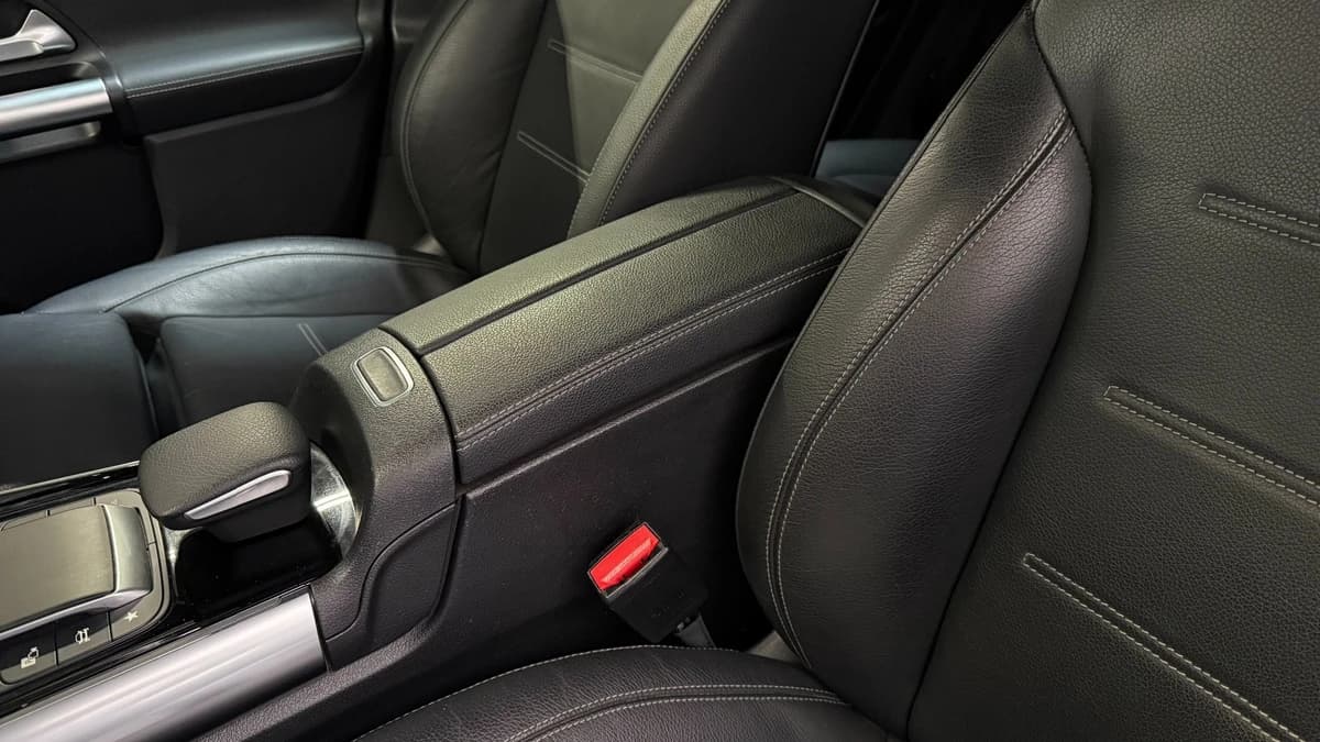 Mercedes-Benz GLA-Klasse — foto 1