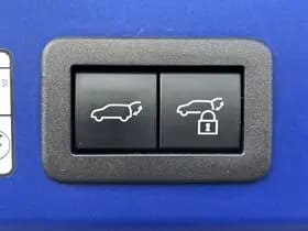 Toyota Corolla Cross Hybrid 140 Dynamic thumbnail 9