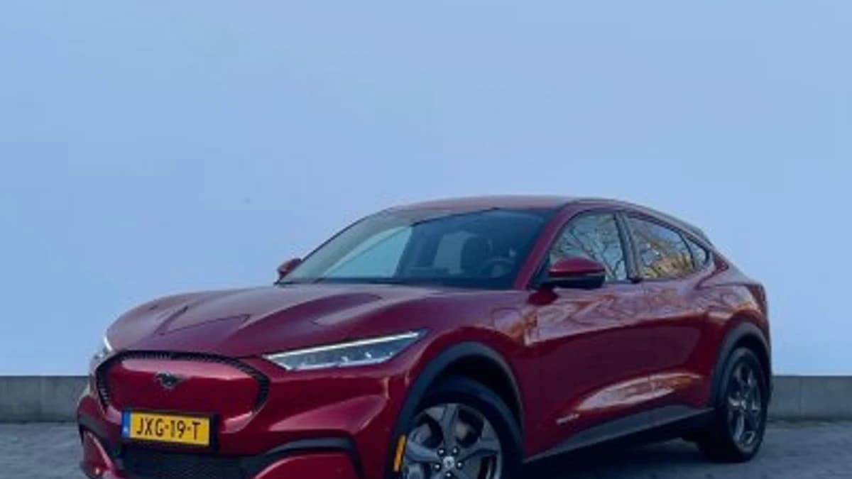 Ford Mustang Mach-E RWD 98 kWh 294 pk — foto 1