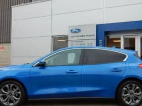 Ford Focus 1.0 Trend Edition Business 5-drs thumbnail 2