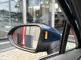 Volkswagen Passat thumbnail 16