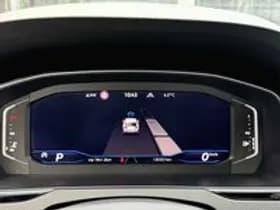 Volkswagen Passat thumbnail 40
