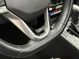 Volkswagen Passat thumbnail 48