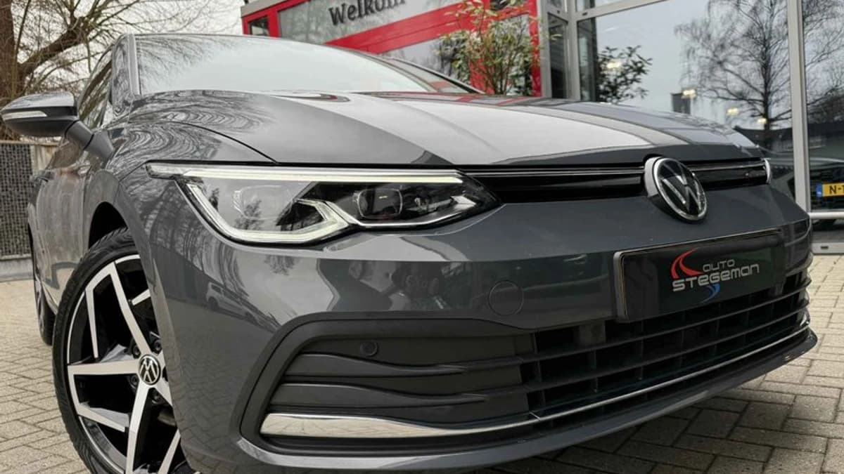 Volkswagen Golf — foto 1