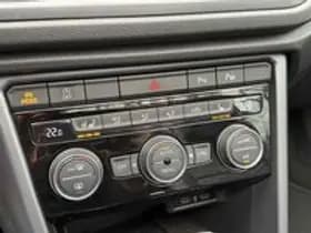 Volkswagen T Roc thumbnail 12