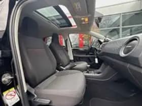 Volkswagen Up thumbnail 4