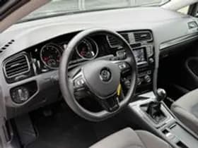 Volkswagen Golf thumbnail 12