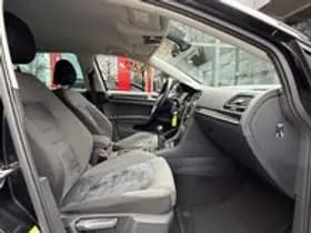 Volkswagen Golf thumbnail 18
