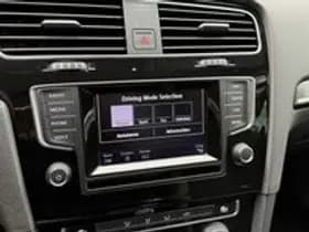 Volkswagen Golf thumbnail 24