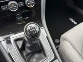 Volkswagen Golf thumbnail 28