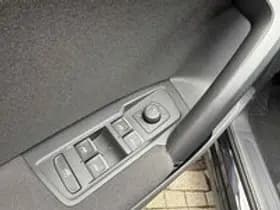 Volkswagen Tiguan thumbnail 31