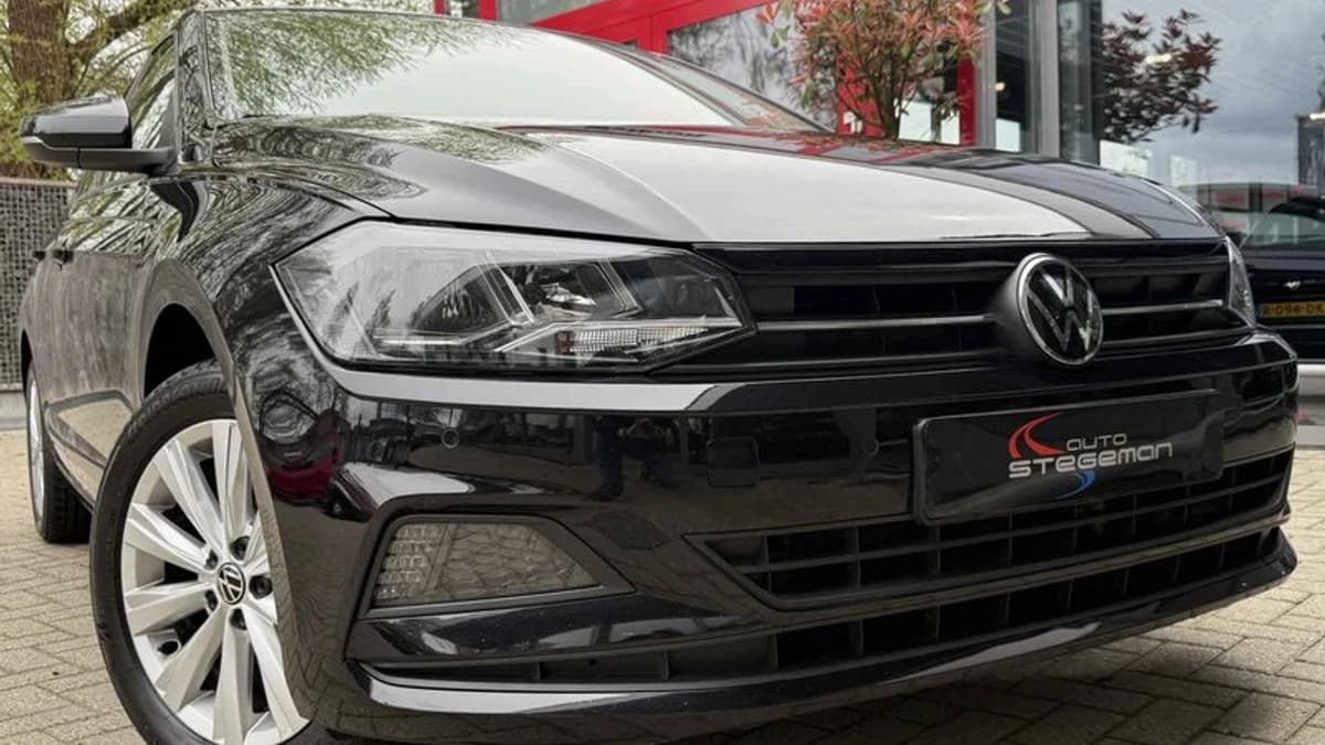 Volkswagen Polo — foto 1