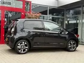 Volkswagen Up thumbnail 11