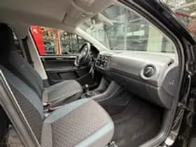 Volkswagen Up thumbnail 12