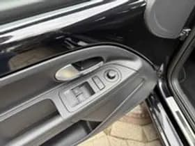 Volkswagen Up thumbnail 18