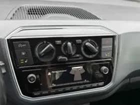 Volkswagen Up thumbnail 22