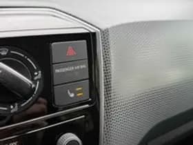 Volkswagen Up thumbnail 24