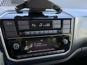 Volkswagen Up thumbnail 26
